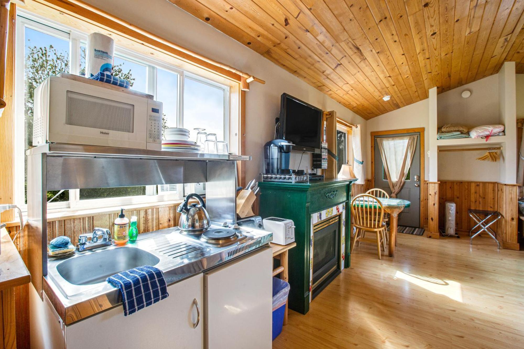 Deer Harbor Cottages Room photo